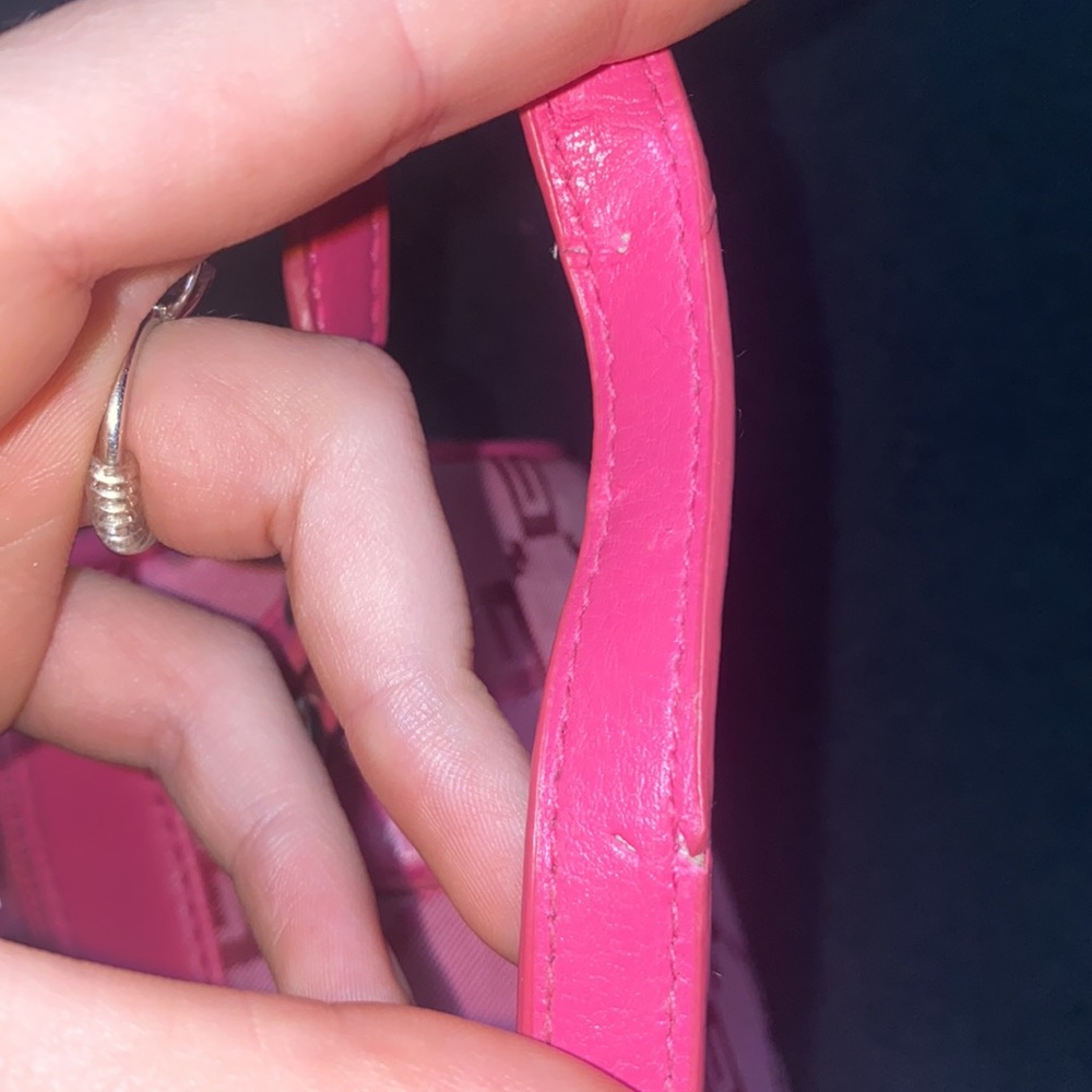 🌵Adorable pink Y2K mini circle purse! - Picture 8 of 10